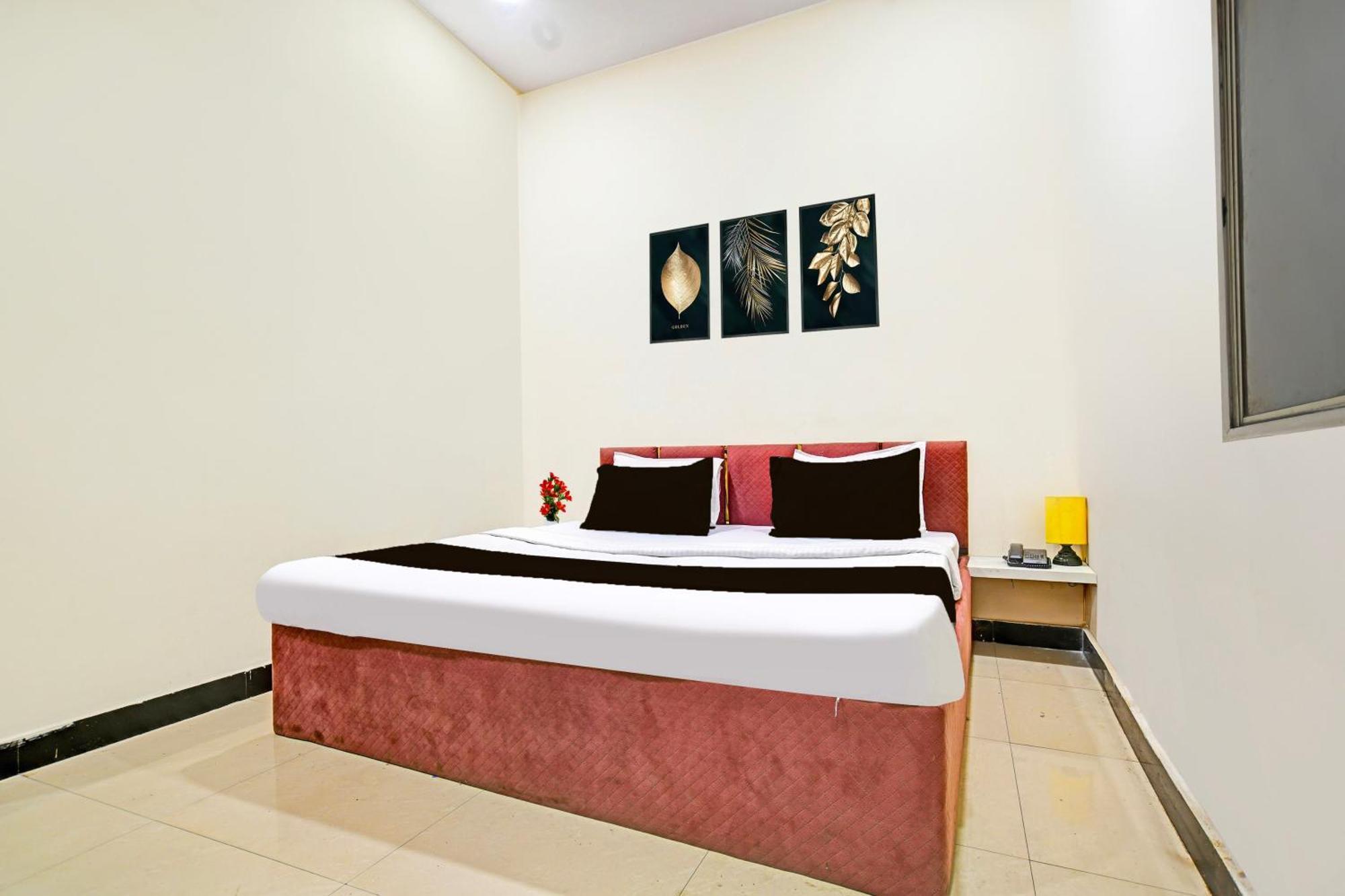 Super Hotel O Hanuman Naka Ujjain Formerly Krishna Palace Eksteriør billede